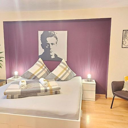 Doppelzimmer 1 I Geteiltes Bad & Kueche I Mit Dem Zug Nur 4 Min Bis Zum Hauptbahnhof Freiburg im Breisgau Eksteriør bilde