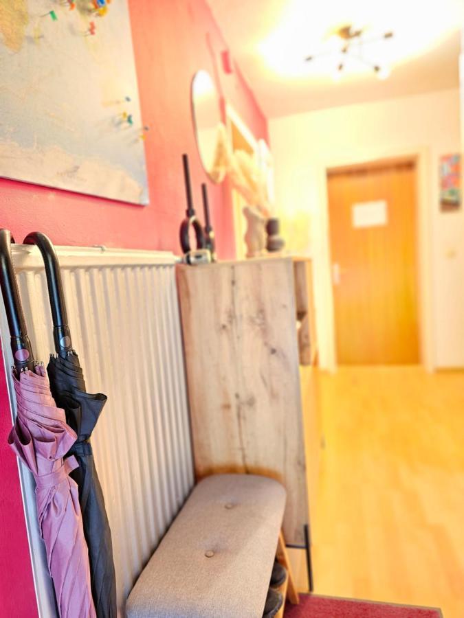 Doppelzimmer 1 I Geteiltes Bad & Kueche I Mit Dem Zug Nur 4 Min Bis Zum Hauptbahnhof Freiburg im Breisgau Eksteriør bilde