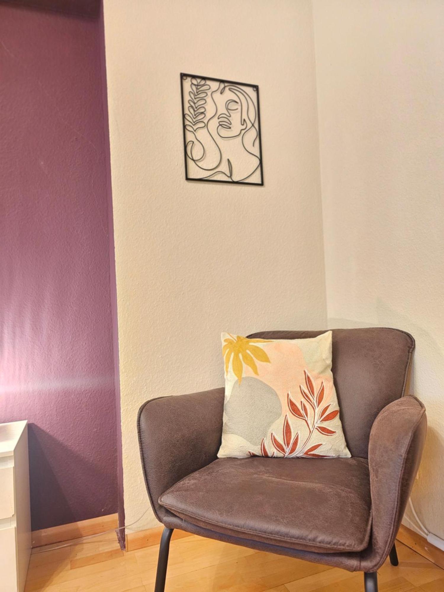Doppelzimmer 1 I Geteiltes Bad & Kueche I Mit Dem Zug Nur 4 Min Bis Zum Hauptbahnhof Freiburg im Breisgau Eksteriør bilde